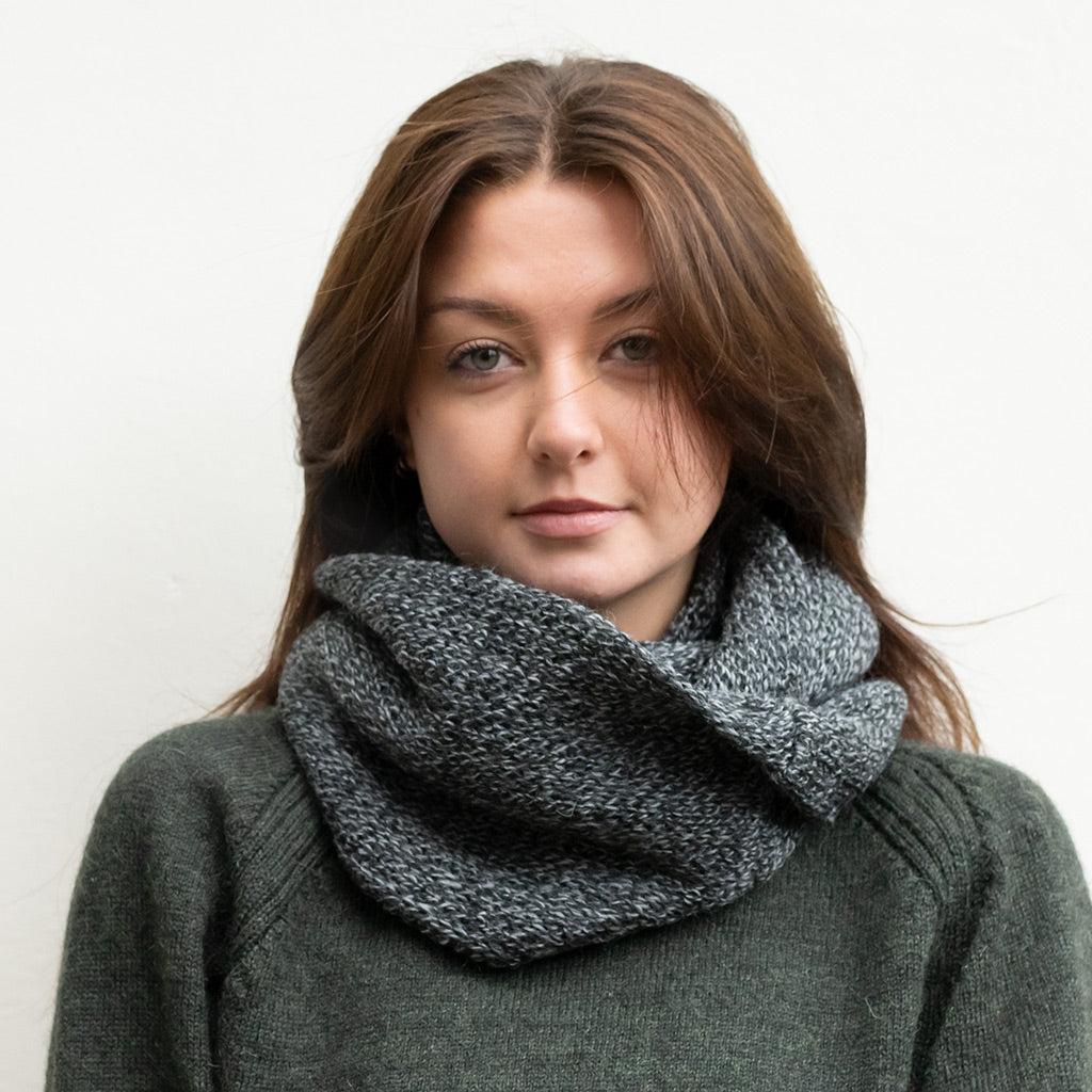 Women's Pure Cashmere Twist Collar Scarf